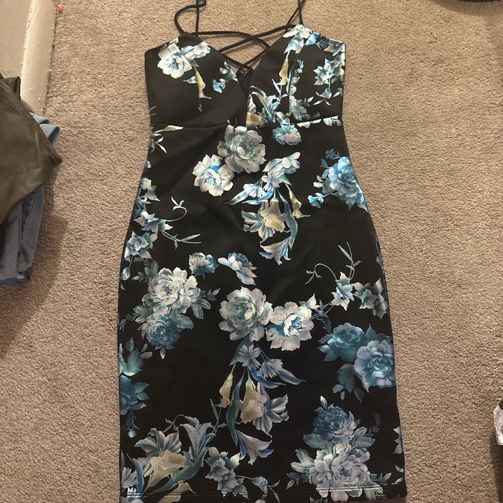 Charlotte Russe Black and Blue Floral Midi Dress